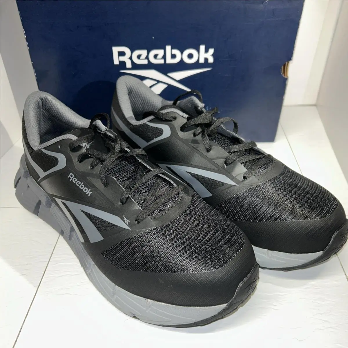 Reebok Floatzig Work Men`s Athletic Shoe Black/gray Boots RB3031 - Size 11.5”