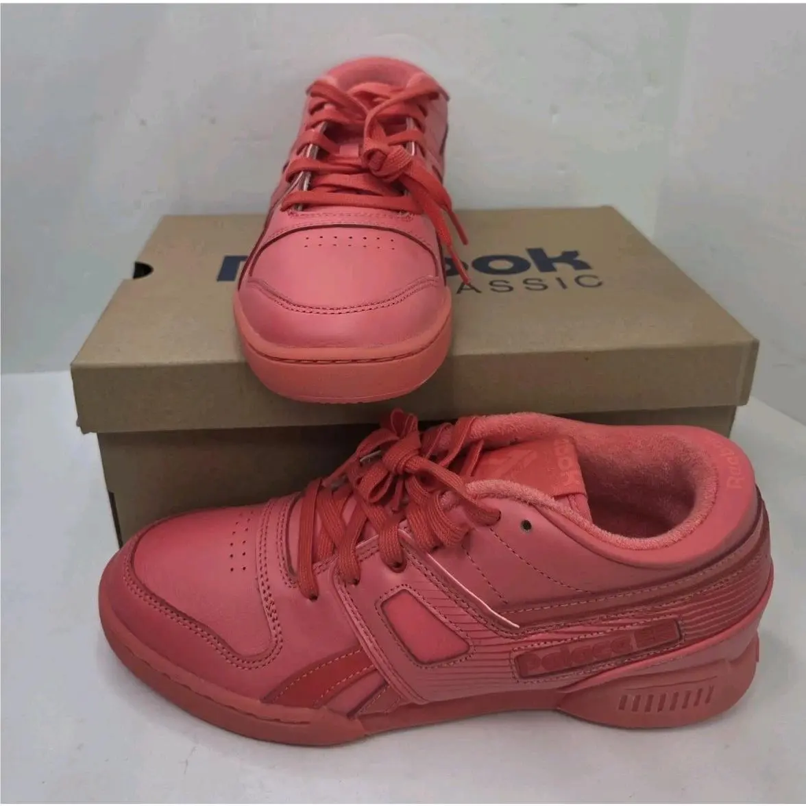 Reebok Pro Workout Low EH2817 Red Monochrome Men’s Sneakers Size 9