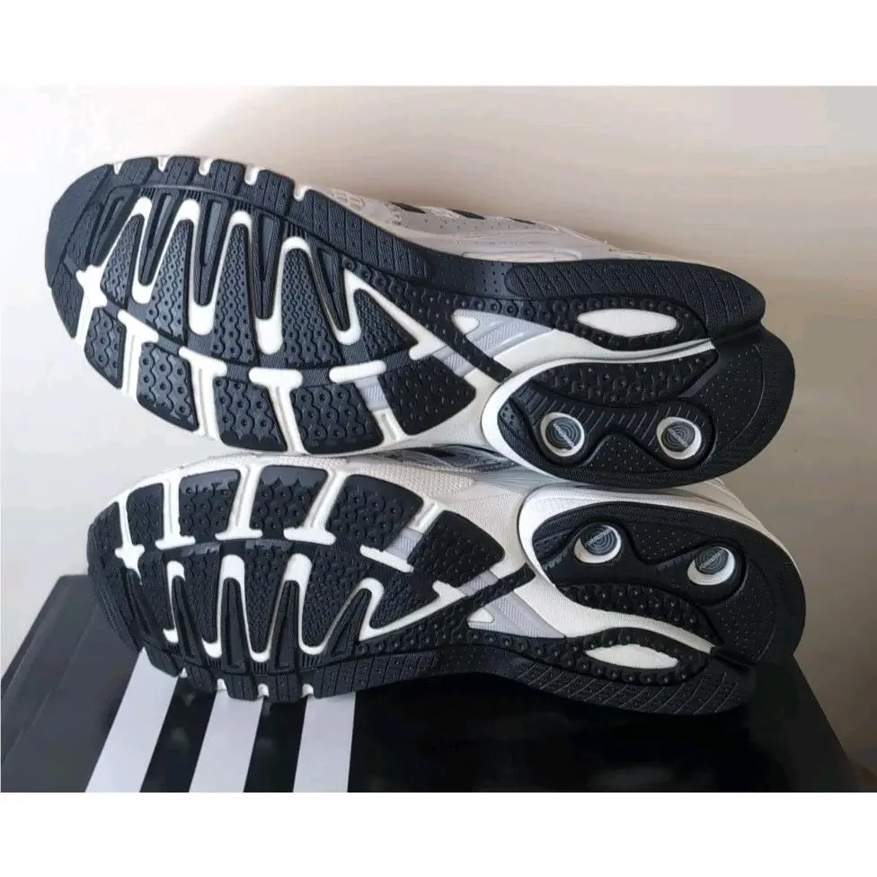Adidas shoes - adidas Adistar Control - Adistar Control - JQ4168 - White & Silver 3