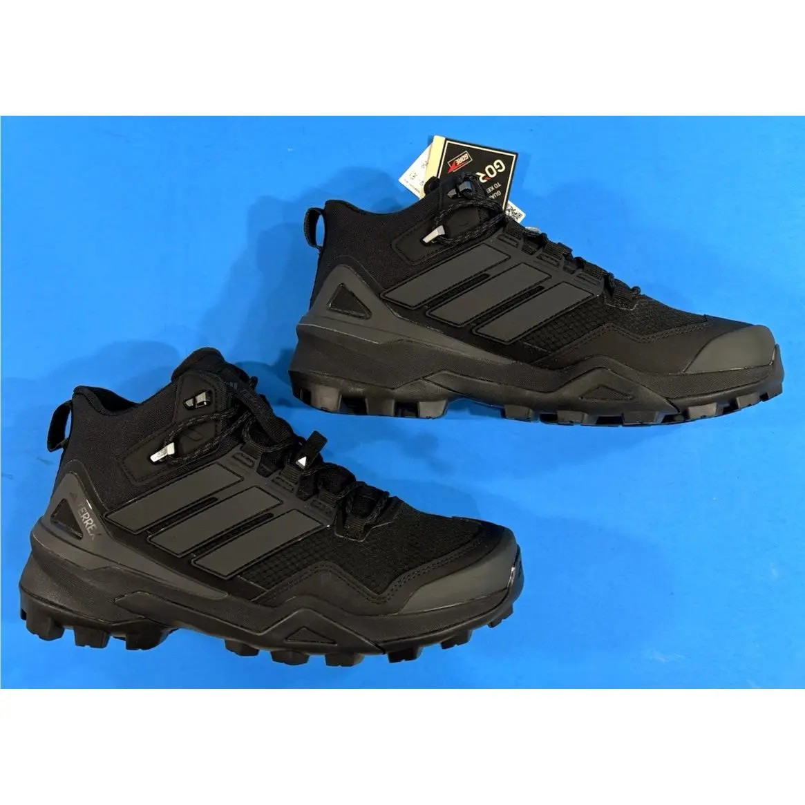 Adidas shoes - IH1091 - IH1091 - Black (UPC: 196479133681) 3