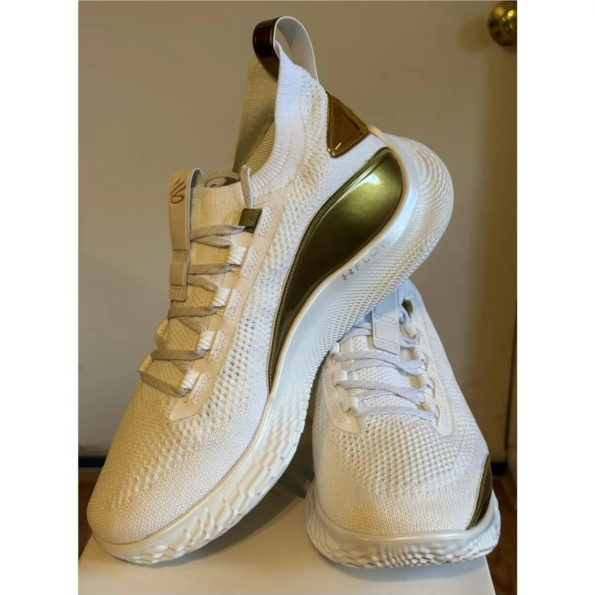 Under Armour shoes - Under Armour Curry 8 TB `24K` - 3024124-101 - White 6