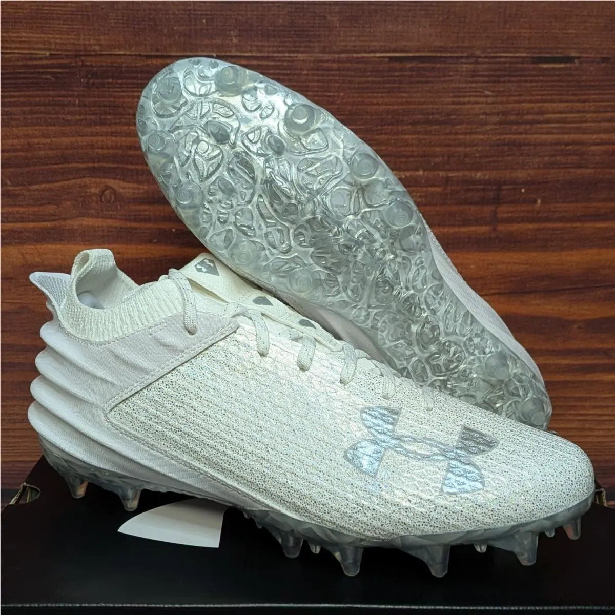 Under Armour Blur Smoke 2.0 MC Vvs Men`s 9.5 White Football Cleats 3027309-100