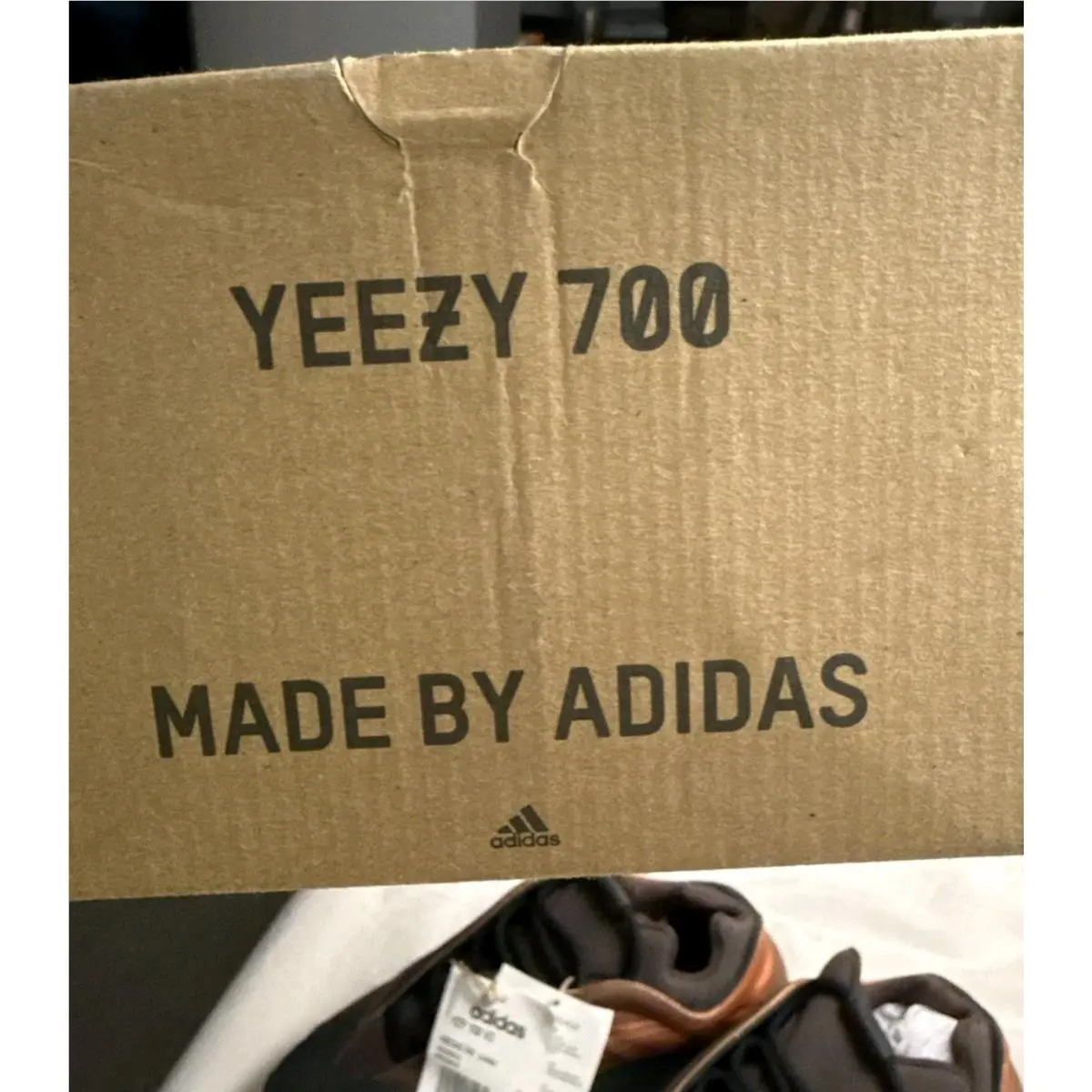 Adidas shoes - adidas Yeezy 700 V3 - Yeezy - Multicolor 8