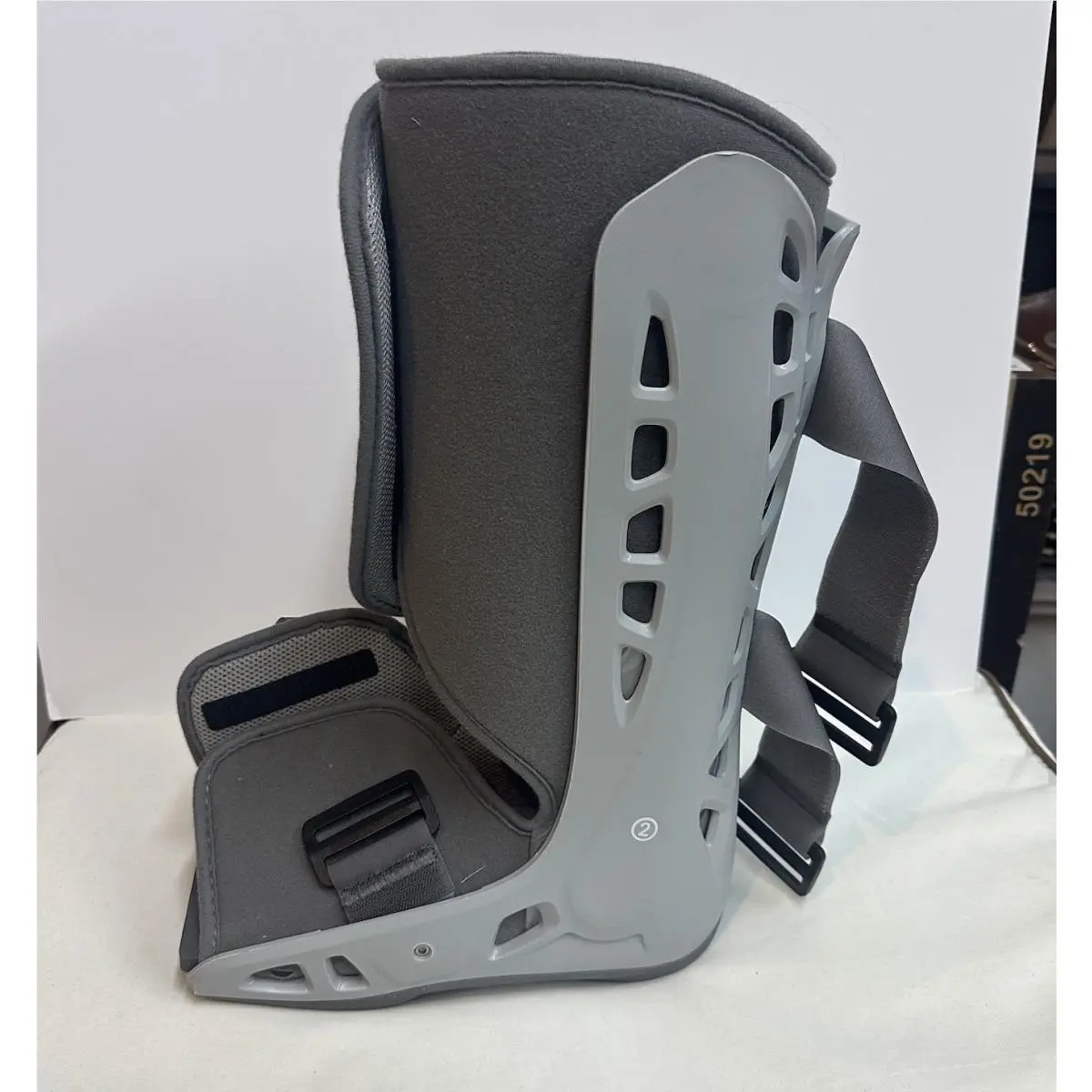Aircast Airselect Short Walker Brace / Walking Boot - Gray Size: M