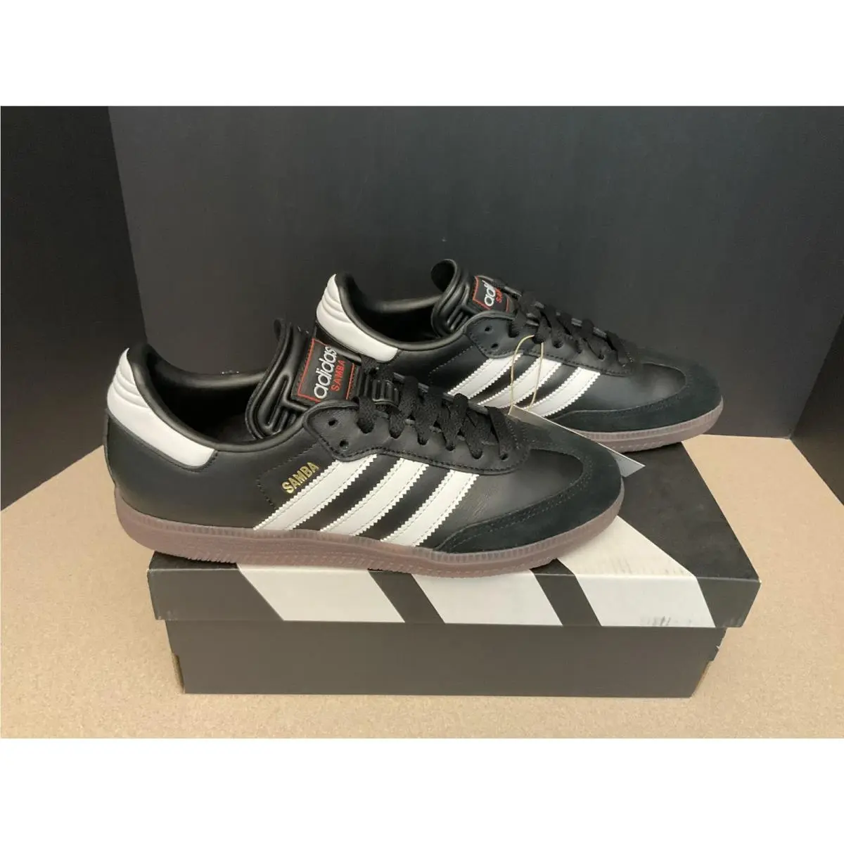 Adidas Originals Samba Black/white/gum Shoes. Men’s 7.5. Women’s 8.5