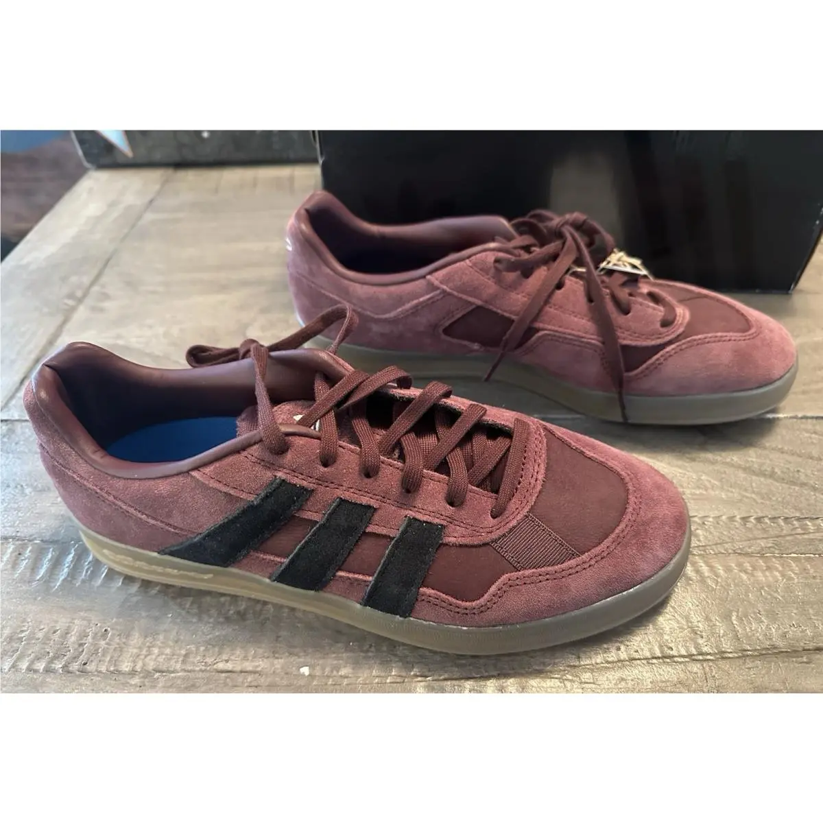 Adidas Aloha Super JH8136 Shoes Aurora Ruby / Core Black / Gum US Men`s Size 7.5