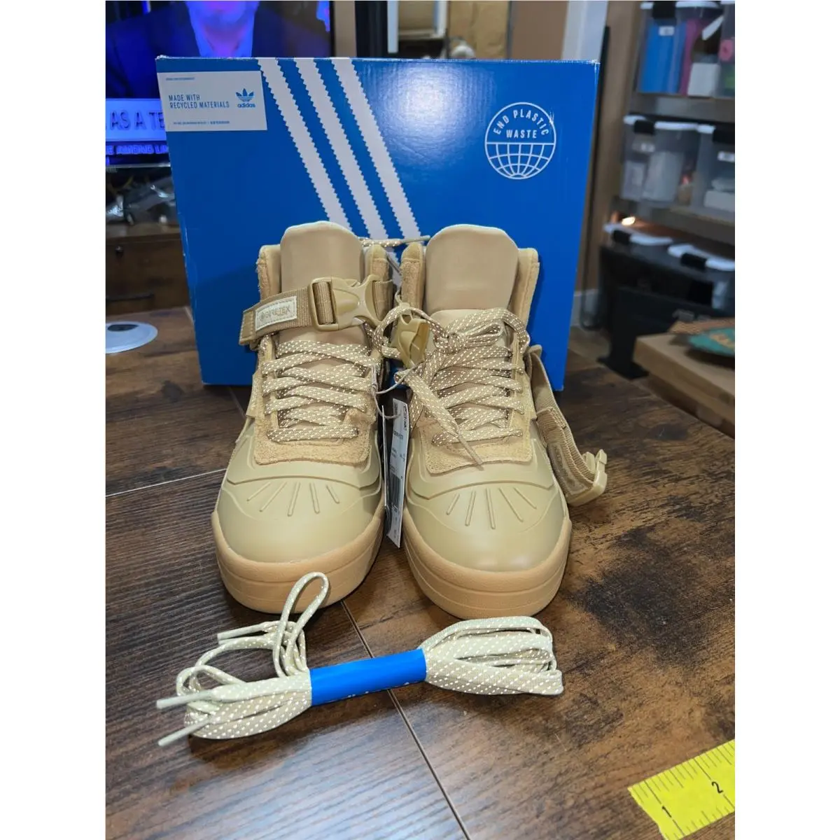 Adidas Forum Hi Top Gor-tex 779001 Men`s Size 7 Athletic Shoes