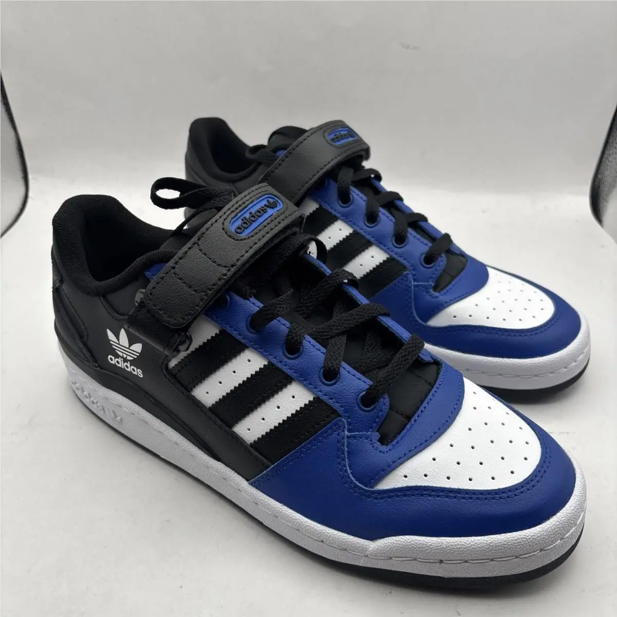Adidas Forum Low Men’s Size 9.5 White Royal Blue Black