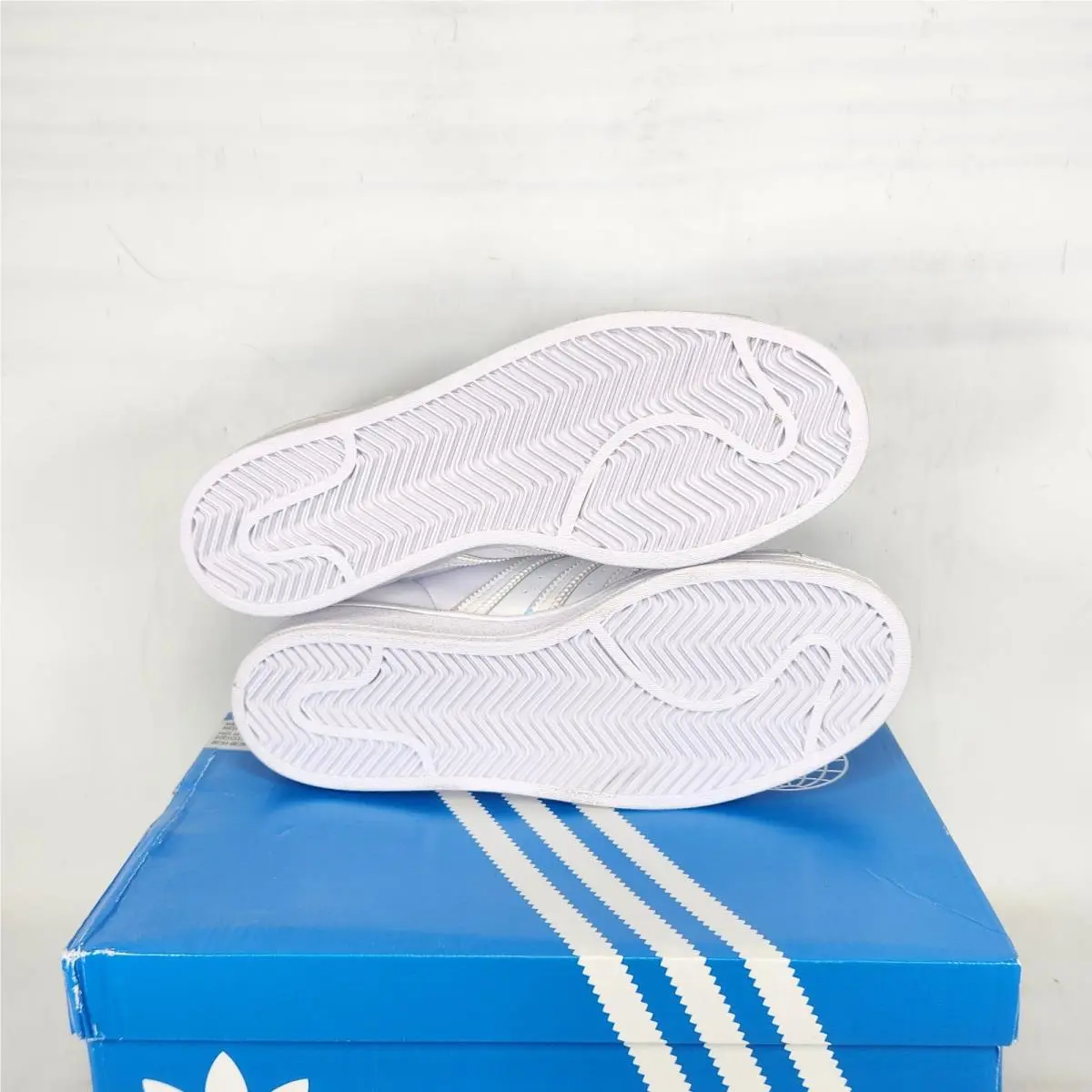 Adidas shoes - adidas Superstar - Superstar - White 5