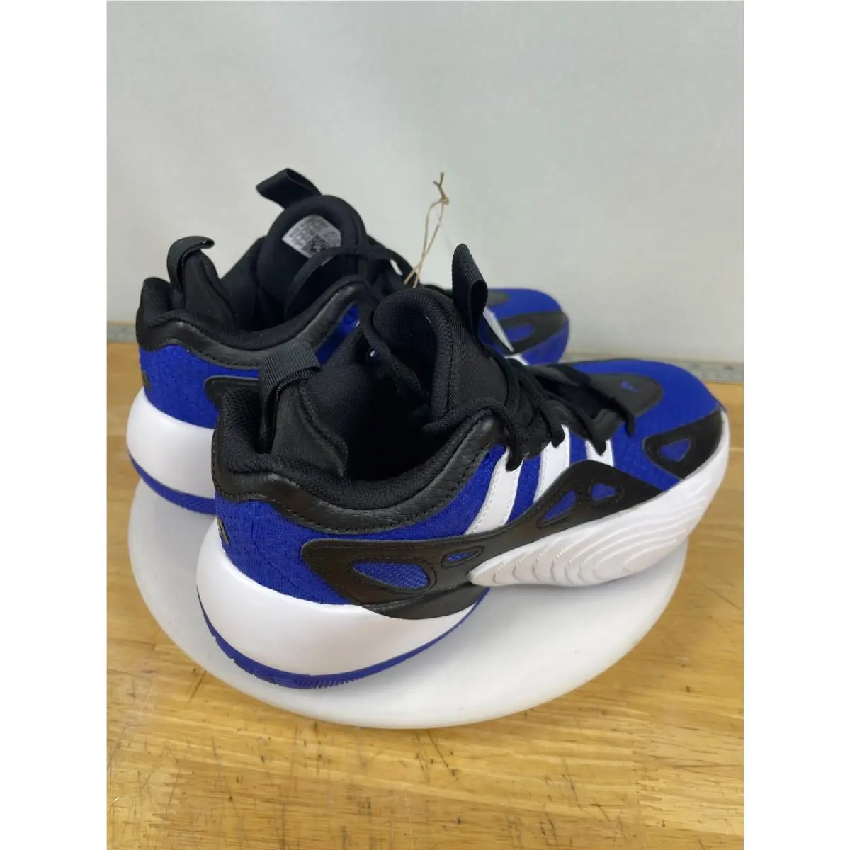 Adidas shoes - adidas Trae Unlimited - Trae Unlimited - Blue / Black / White 5