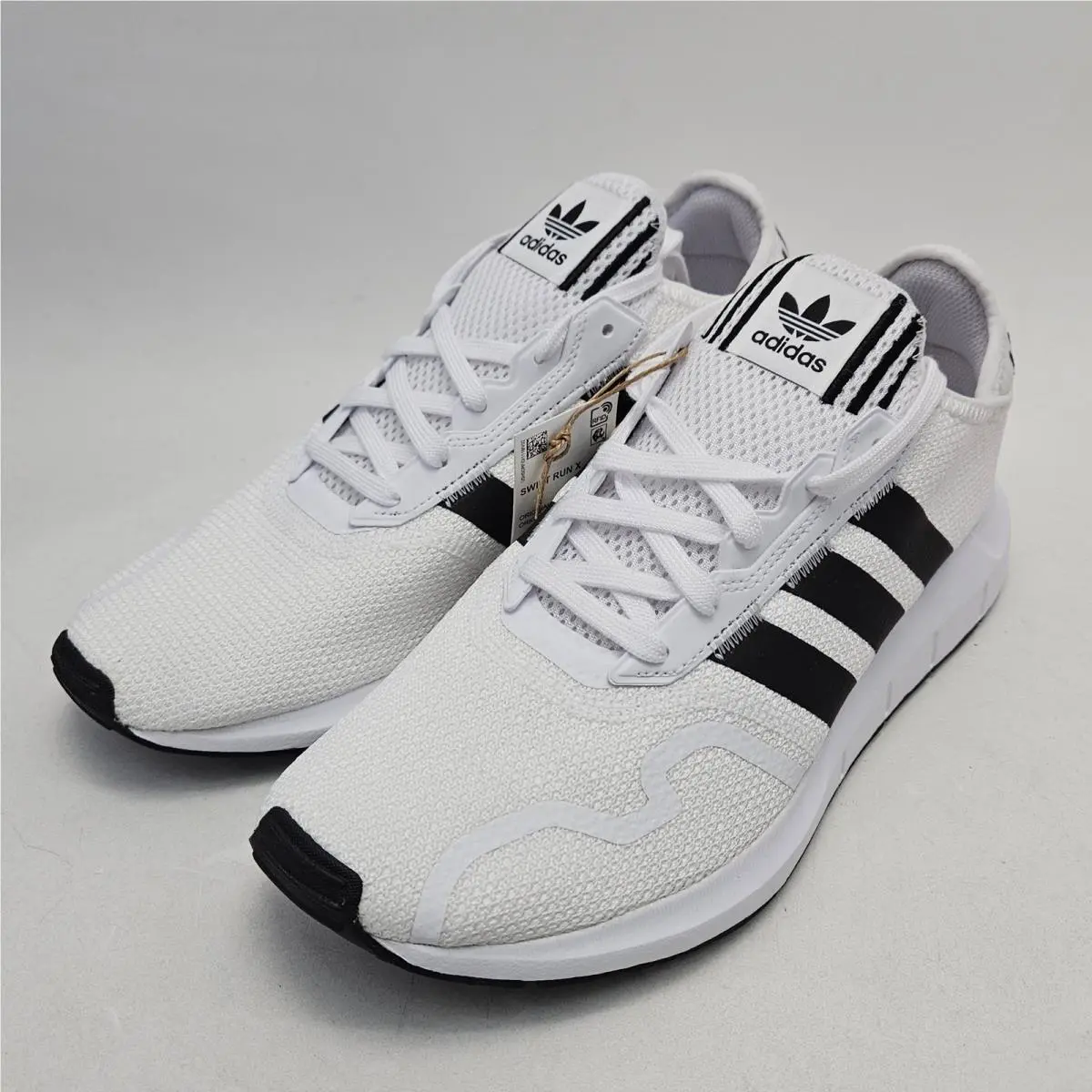 Adidas shoes - adidas Swift Run X - Swift Run - White 11