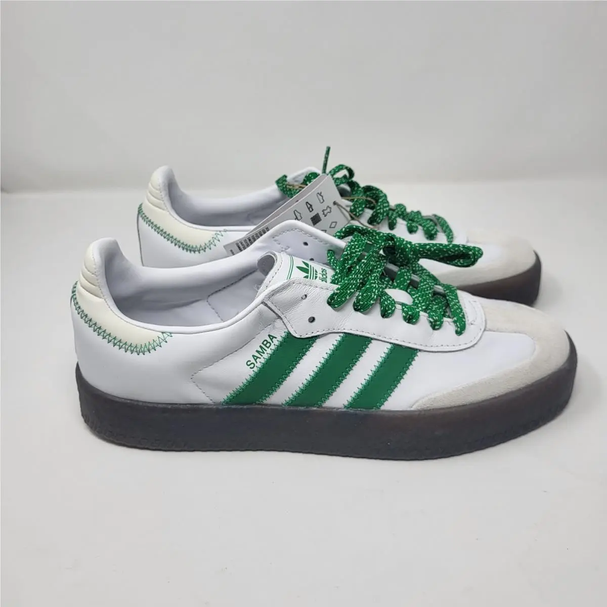 Adidas Sambae Women 11 Athletic Casual Lace Shoe Sneakers White Green Gum Sole