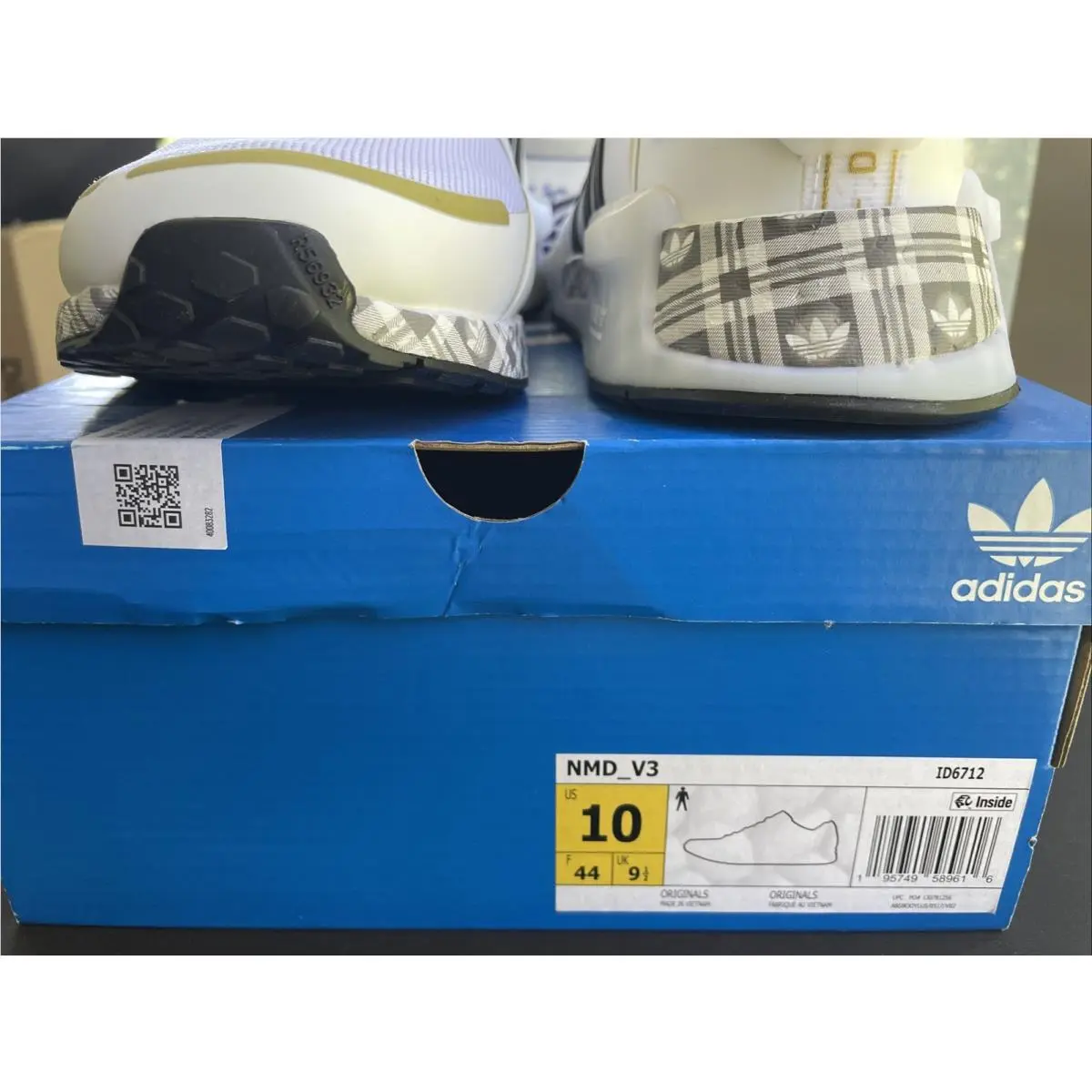 Adidas shoes - adidas NMD V3 - NMD - ID6712 - Cloud White / Core Black / Gold Metallic 4