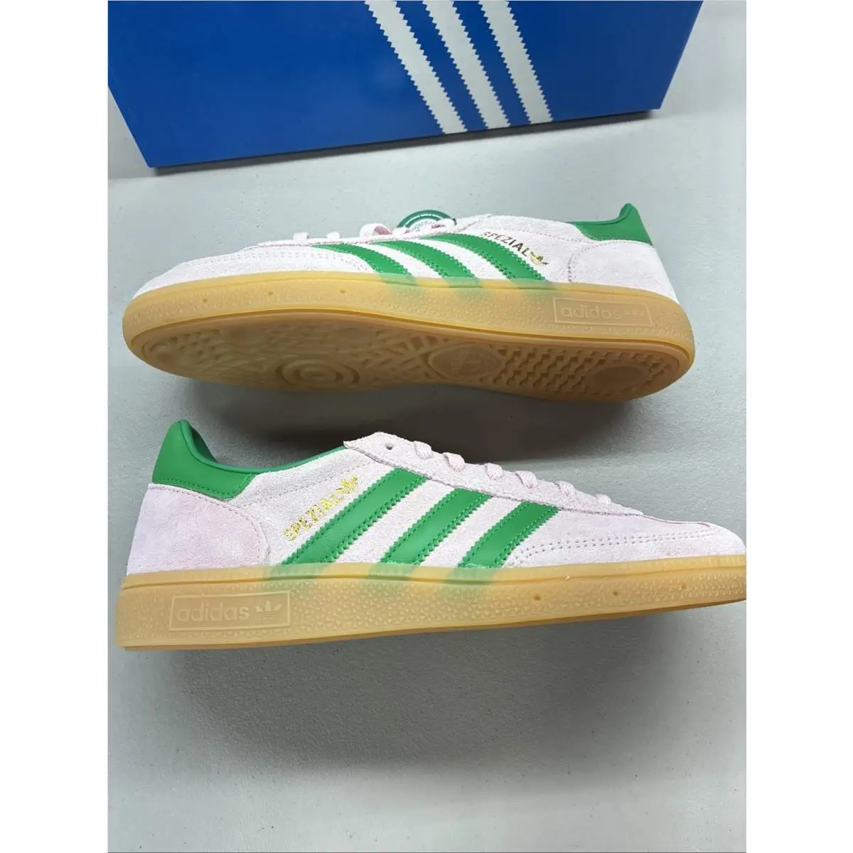 Handball Spezial Clear Pink Green Shoes JR7347 Women’s Size 8.5 by Adidas