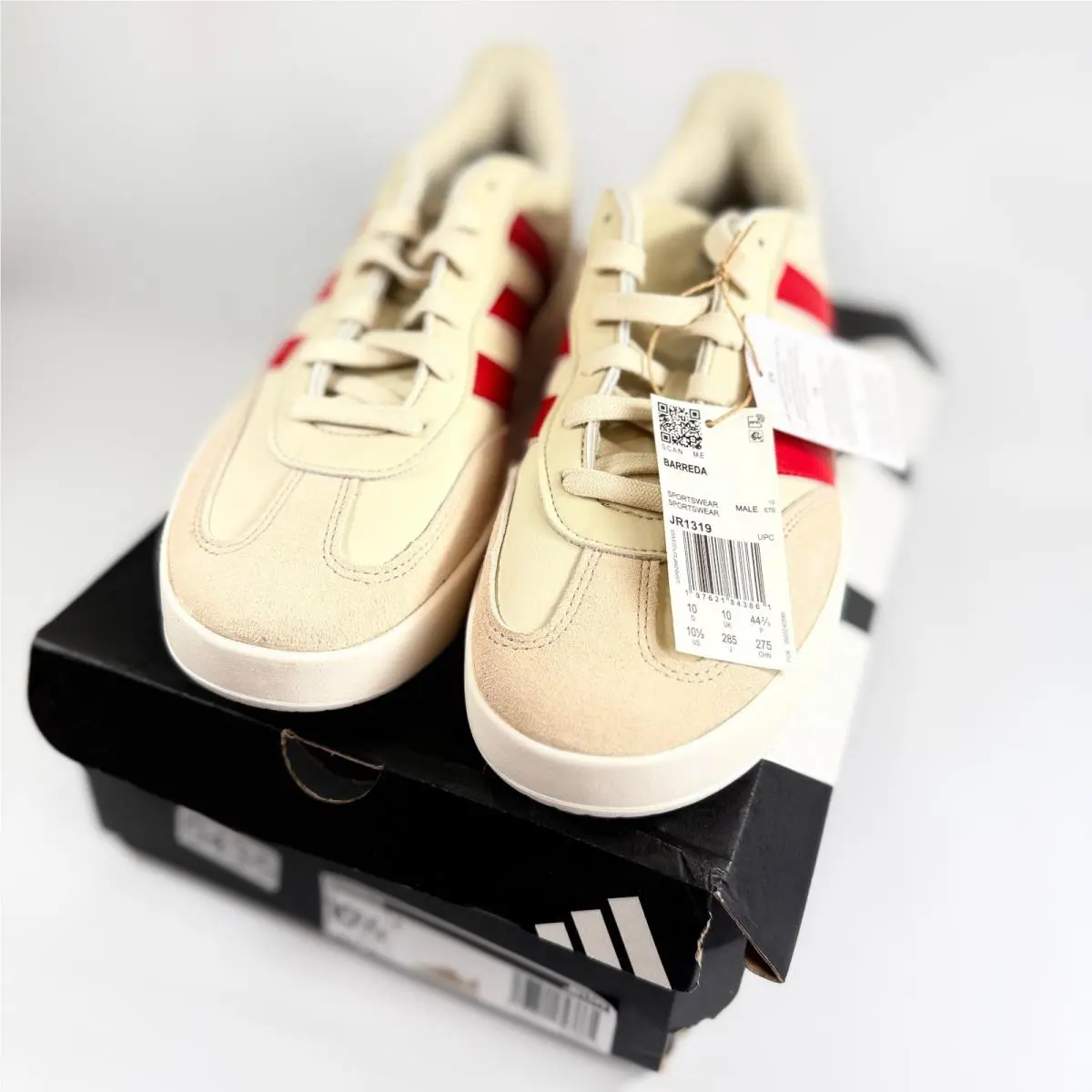 Barreda White Red Men`s Size 10.5 Sportswear Sneakers JR1319 by Adidas