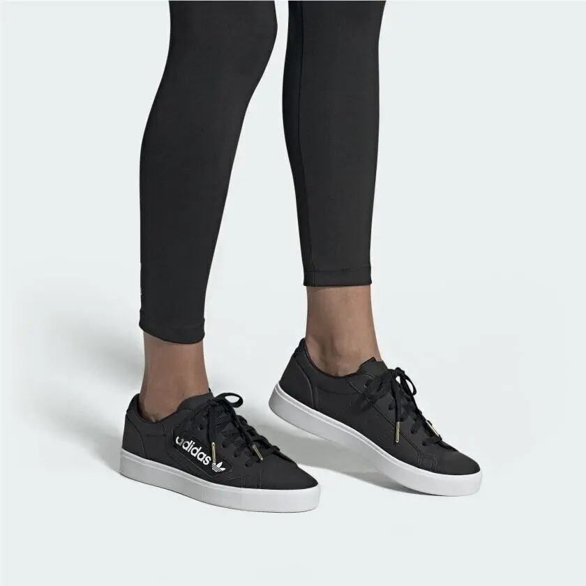 Adidas Sleek Womens Size 7.5 Black Leather Lace-up Sneakers Comfort Shoes