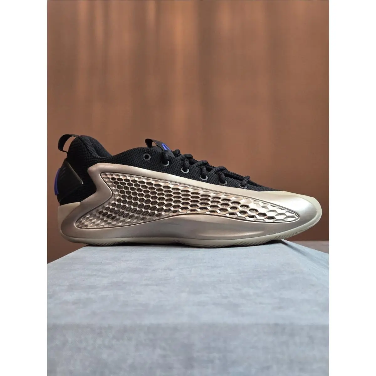 Adidas Anthony Edwards 1 Low Basketball Shoes Champagne Metallic JQ6132 7Y 8W