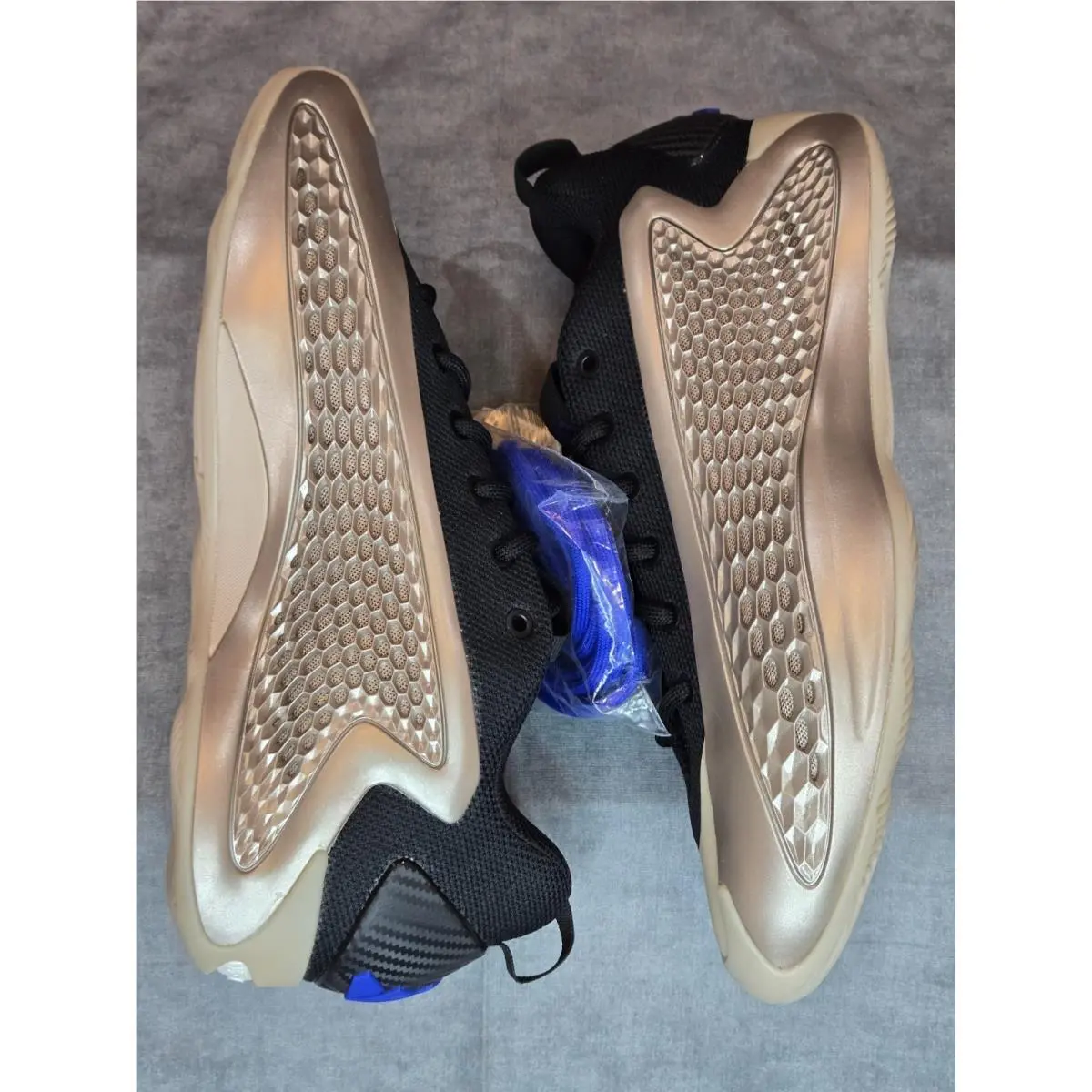 Adidas shoes - Metallic 3