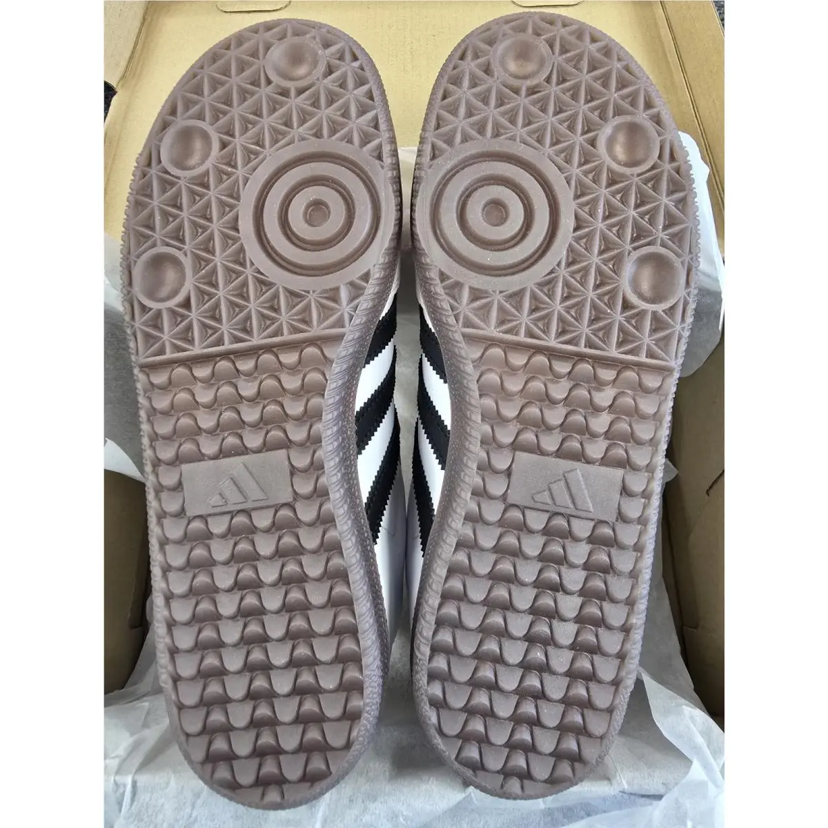 Adidas shoes - adidas Samba OG - Samba - White 1