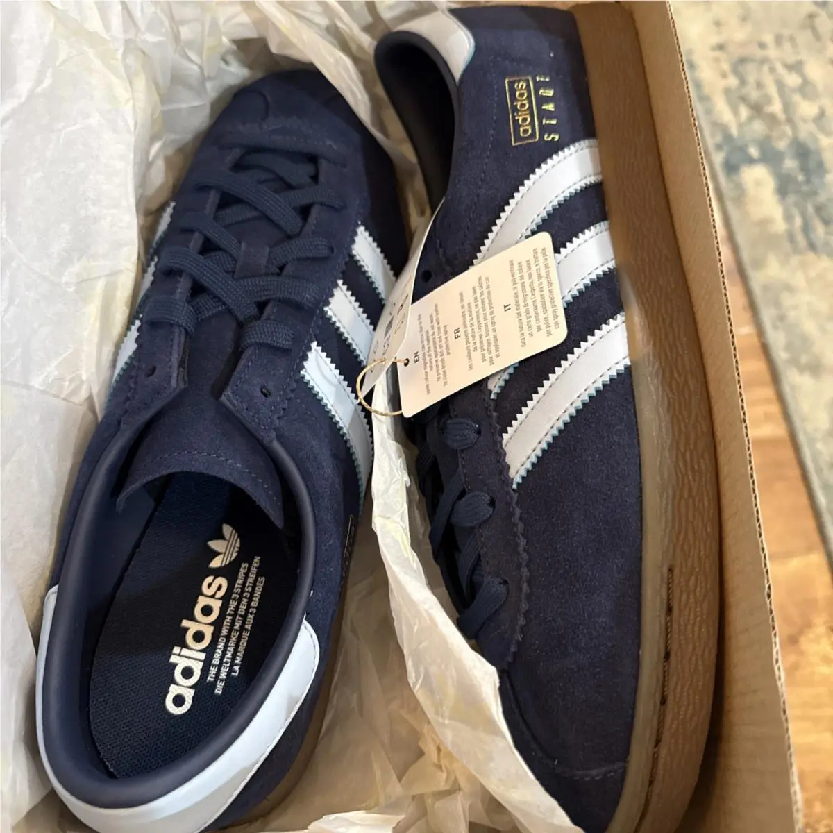 Adidas Stadt Size 12