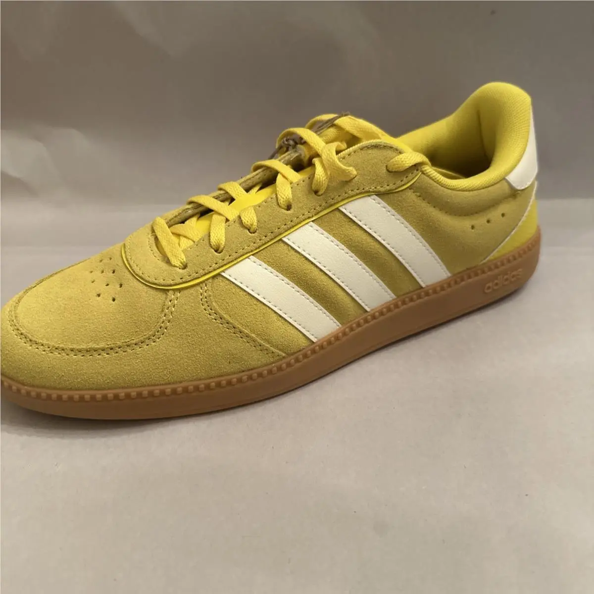 Adidas Women Breaknet Sleek Shoes Women Size 9.5 Yellow