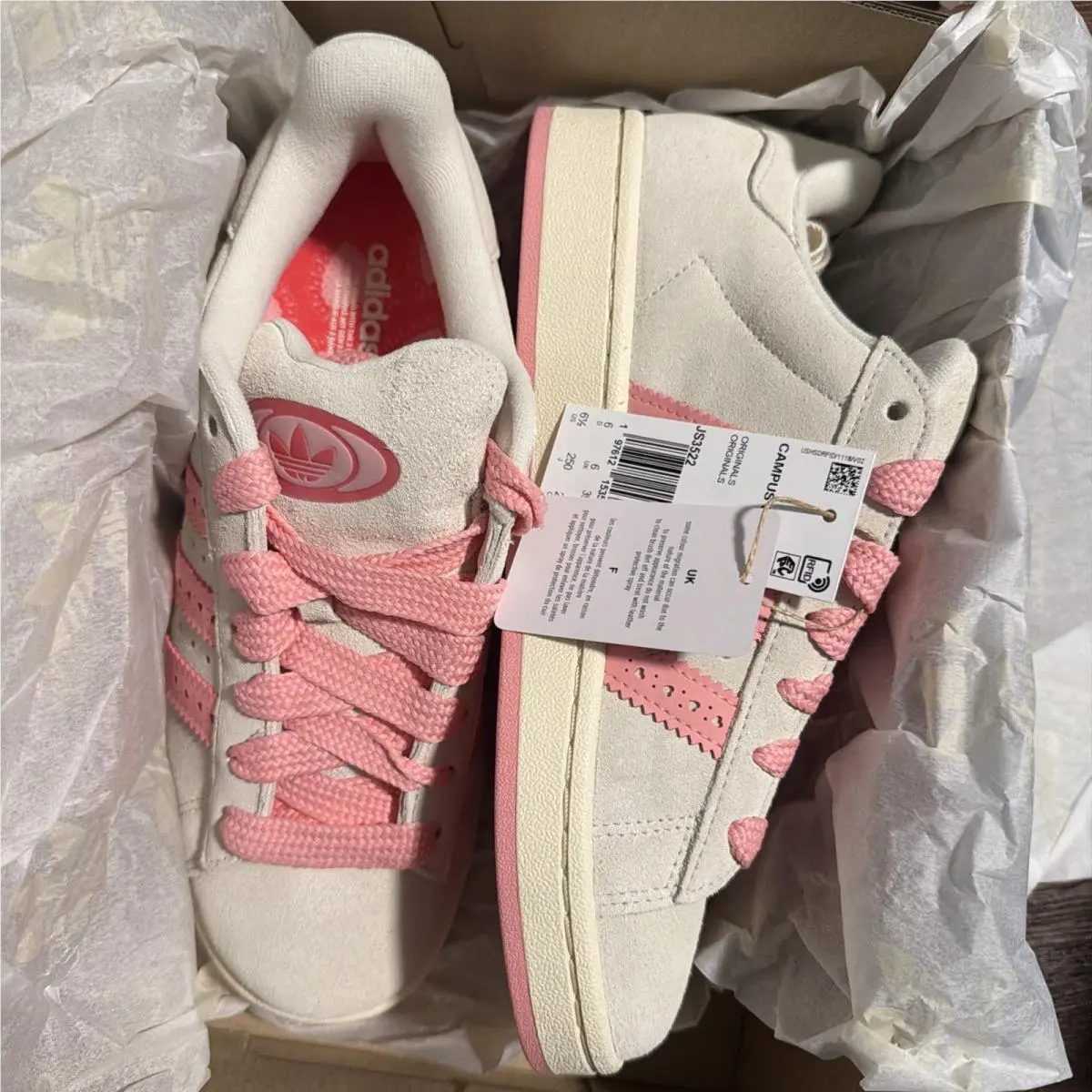 Adidas Campus Pink Red Cream Valentine`s Day Size 6.5 Men . Women’s Sz 8 JS3522