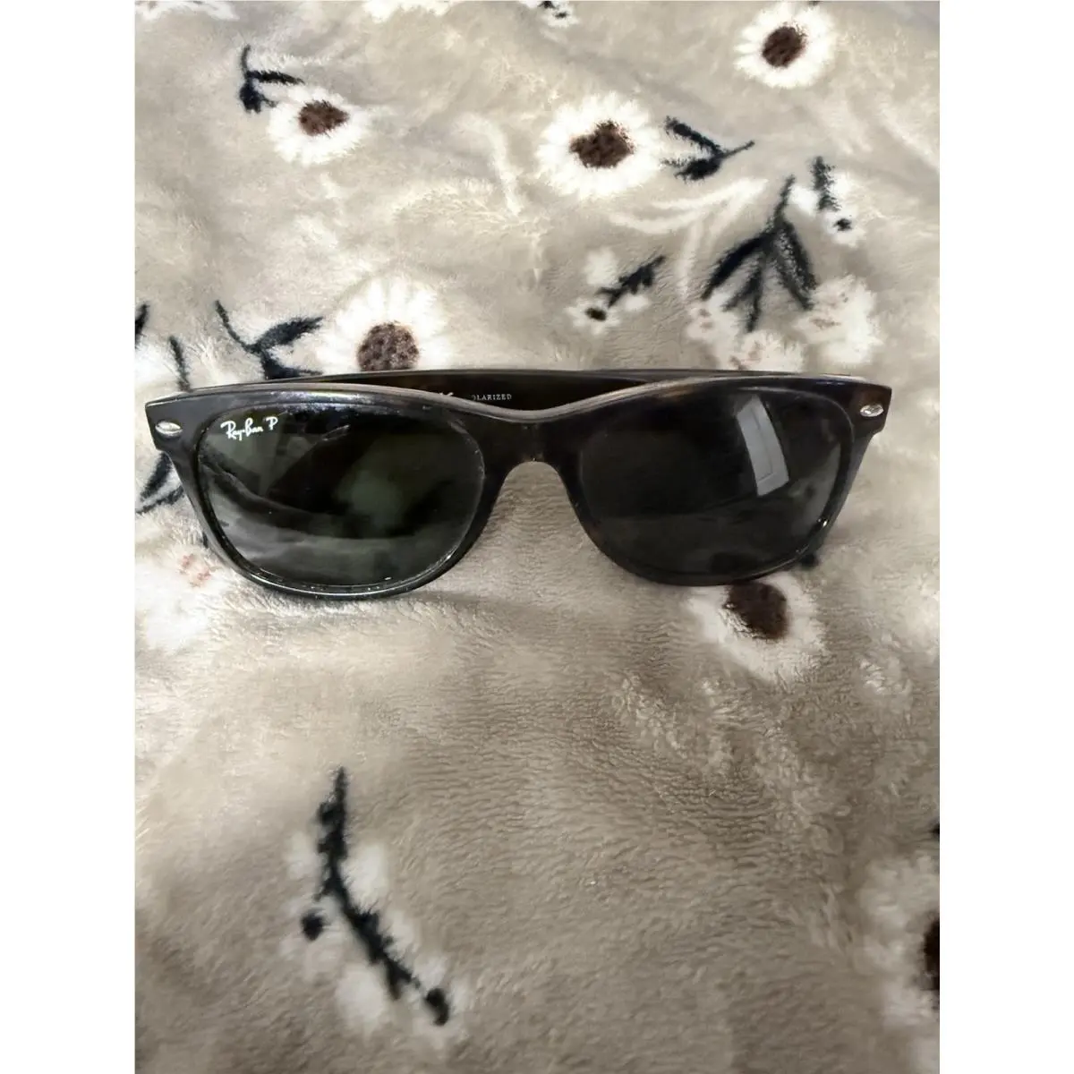 Ray-ban ORB2027 Wayfarer Rectangular Sunglasses Black NO Case