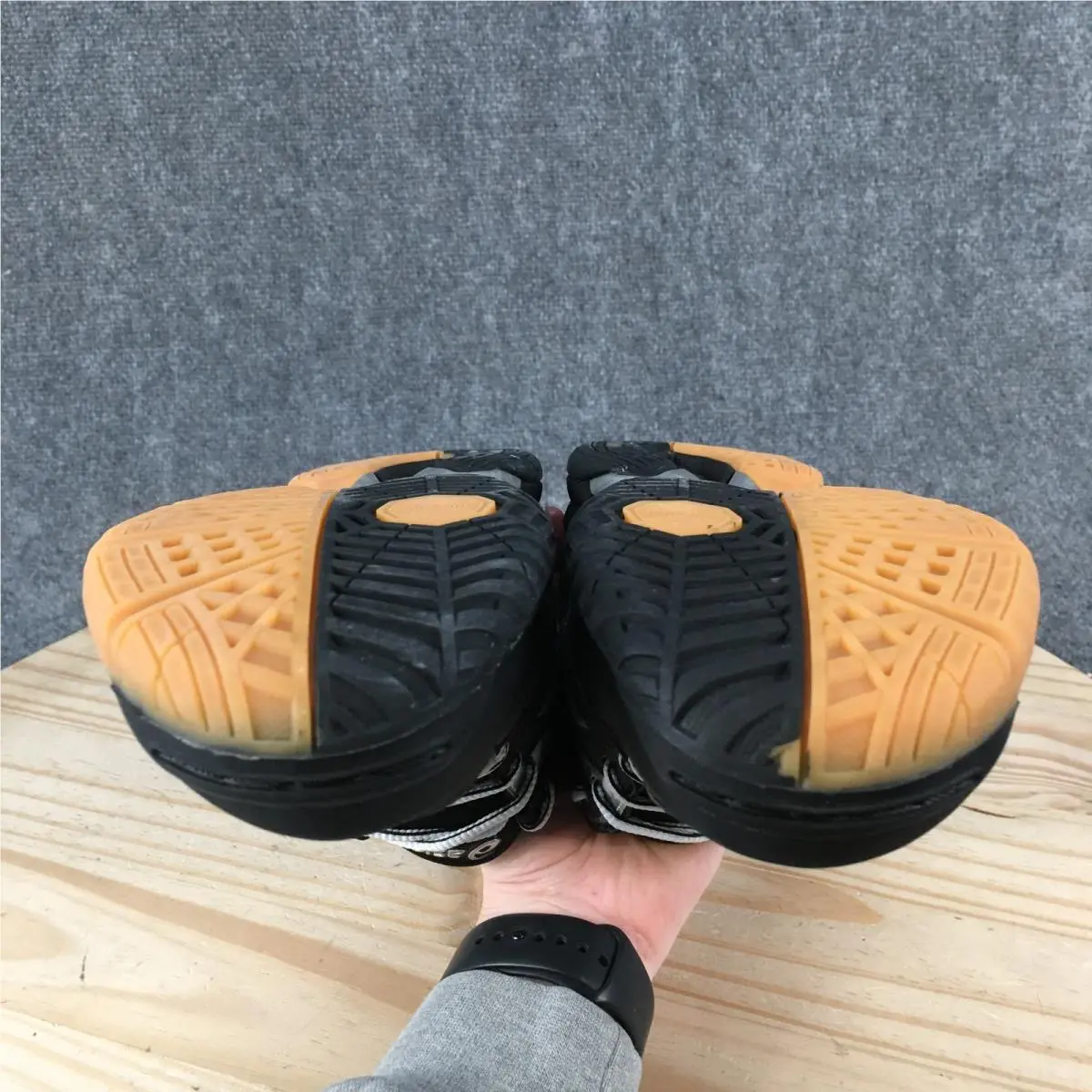 Asics shoes - ASICS GEL-Tactic - Black 11