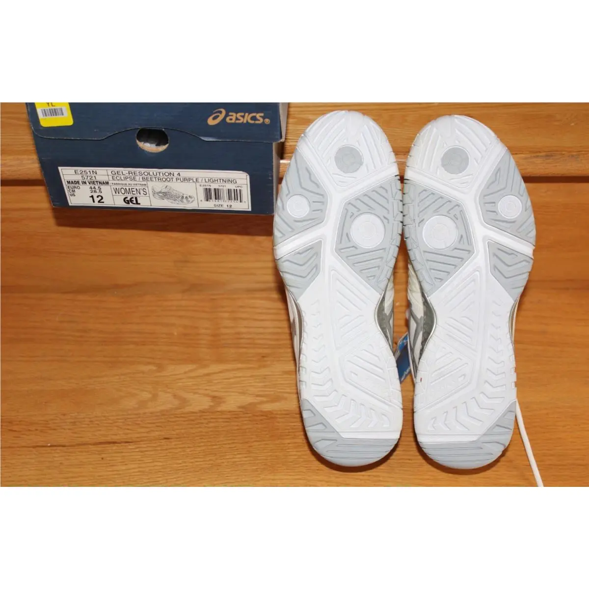 Asics shoes - GEL Resolution 4 - GEL Resolution - 1203A901400 - White 3