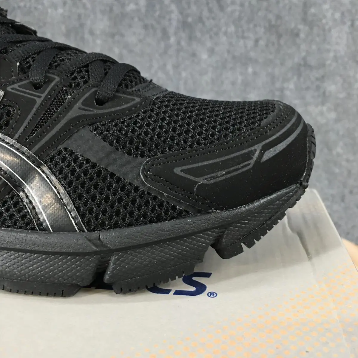 Asics shoes - ASICS GT-1000 - Black 3
