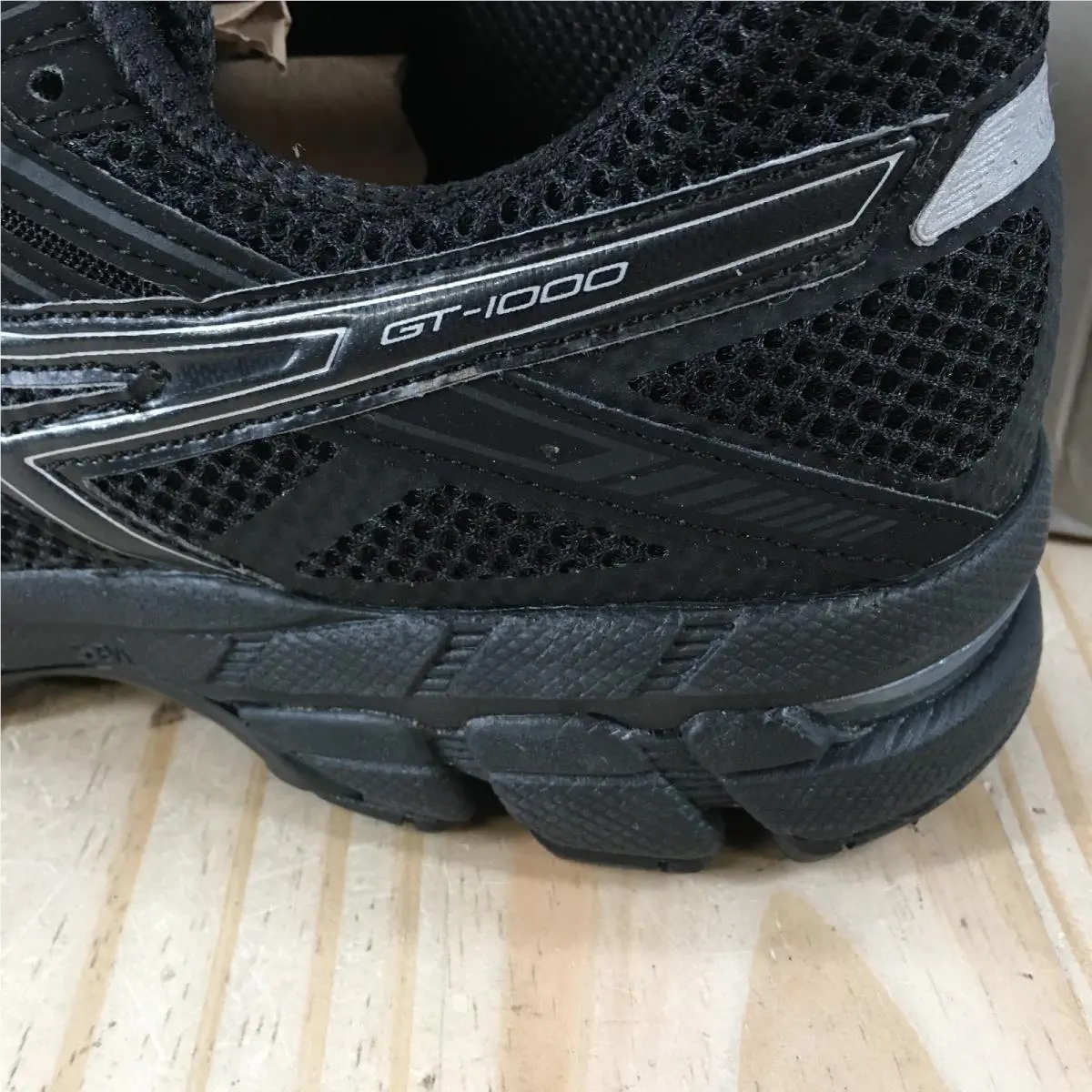 Asics shoes - ASICS GT-1000 - Black 1