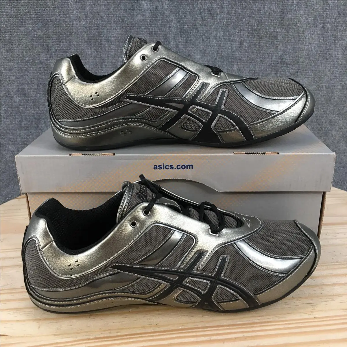 Asics Gel Rhythmic Shoes Womens 10 Athletic Low Sneakers S175N Silver Black
