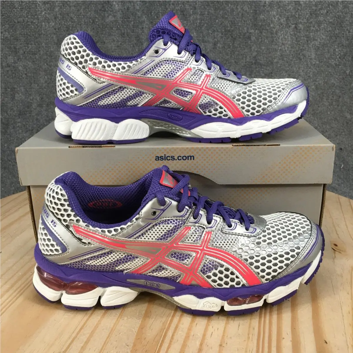 Asics Gel-cumulus 15 Running Shoes Womens 8 Lace Up Sneakers Multicolor