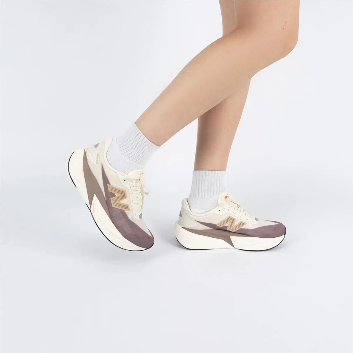 New Balance shoes - New Balance FuelCell Rebel v5 - WFCXLJ5 - Beige 10