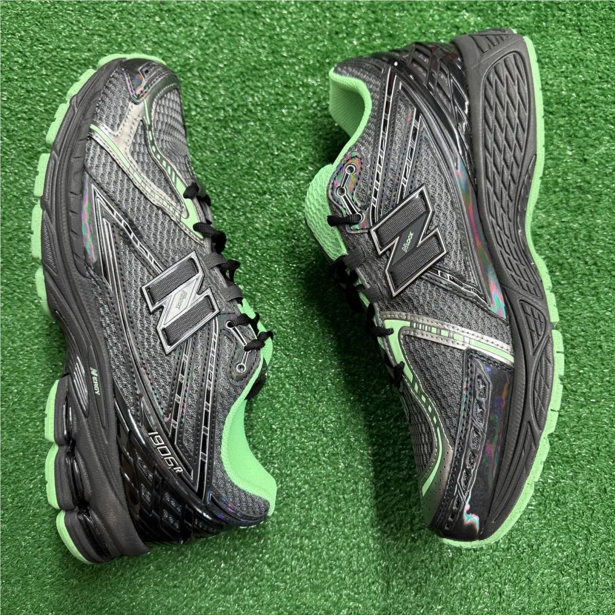 New Balance shoes - 1906R Dark Silver Metallic Lab Green - U1906RCT - Black 6