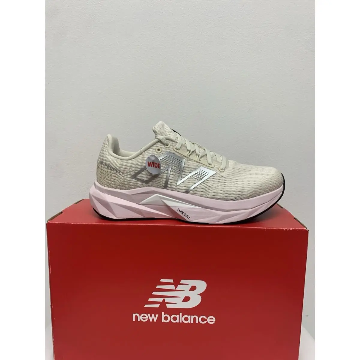 New Balance shoes - New Balance FuelCell Propel - FuelCell Propel - WFCPRCS5 - Beige 4