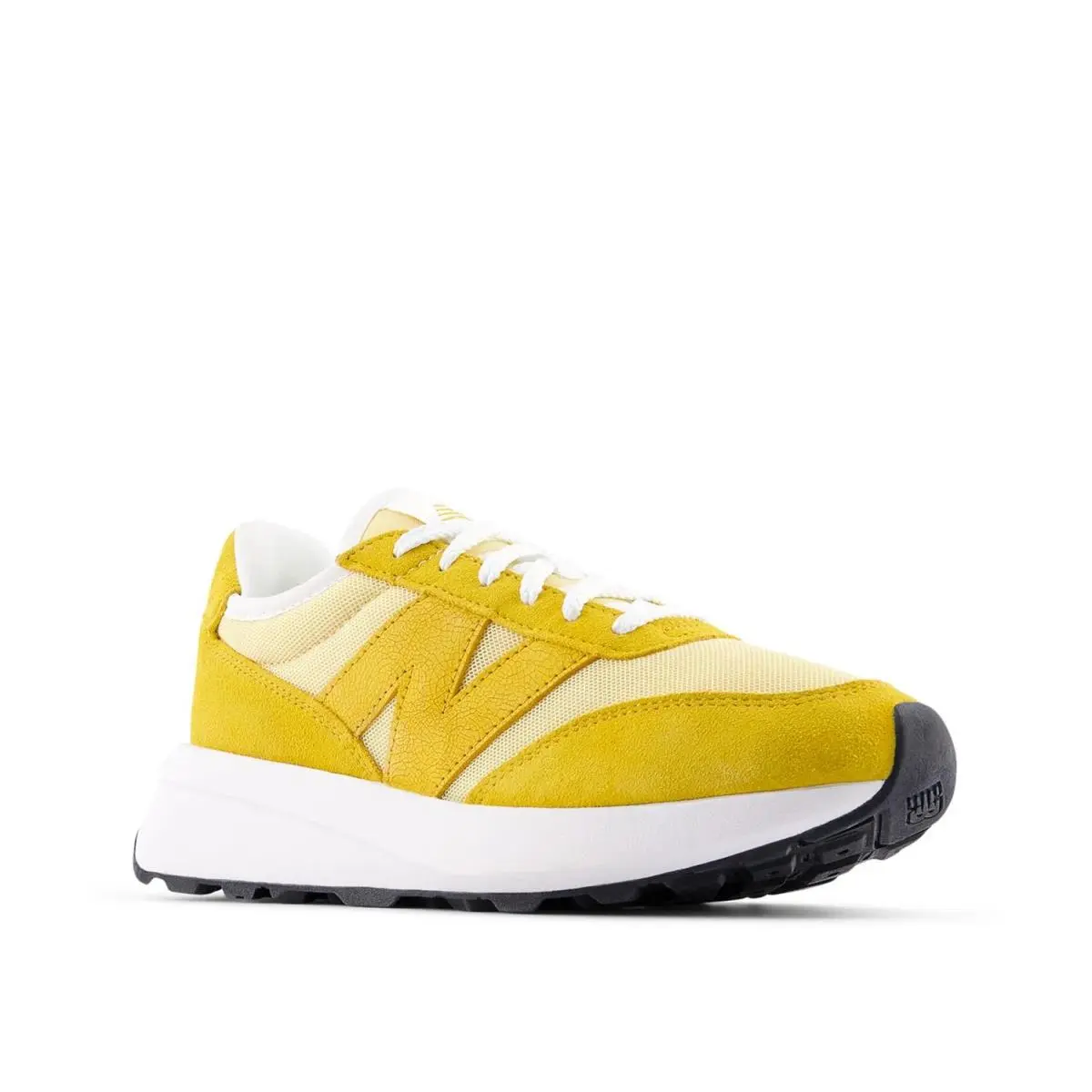 Man`s Athleisure New Balance 370 Sneaker