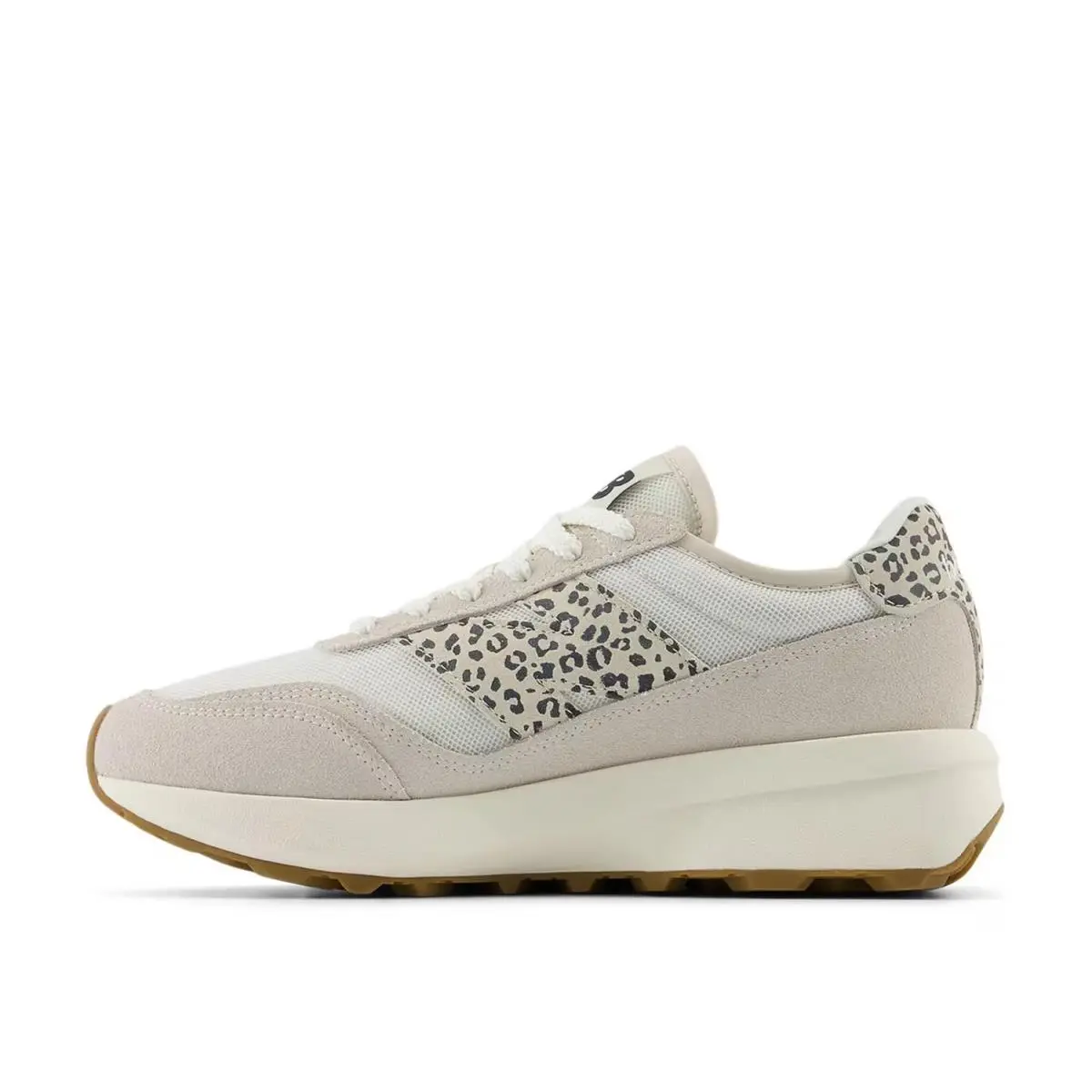 New Balance shoes - Beige/White/Leopard Print 10