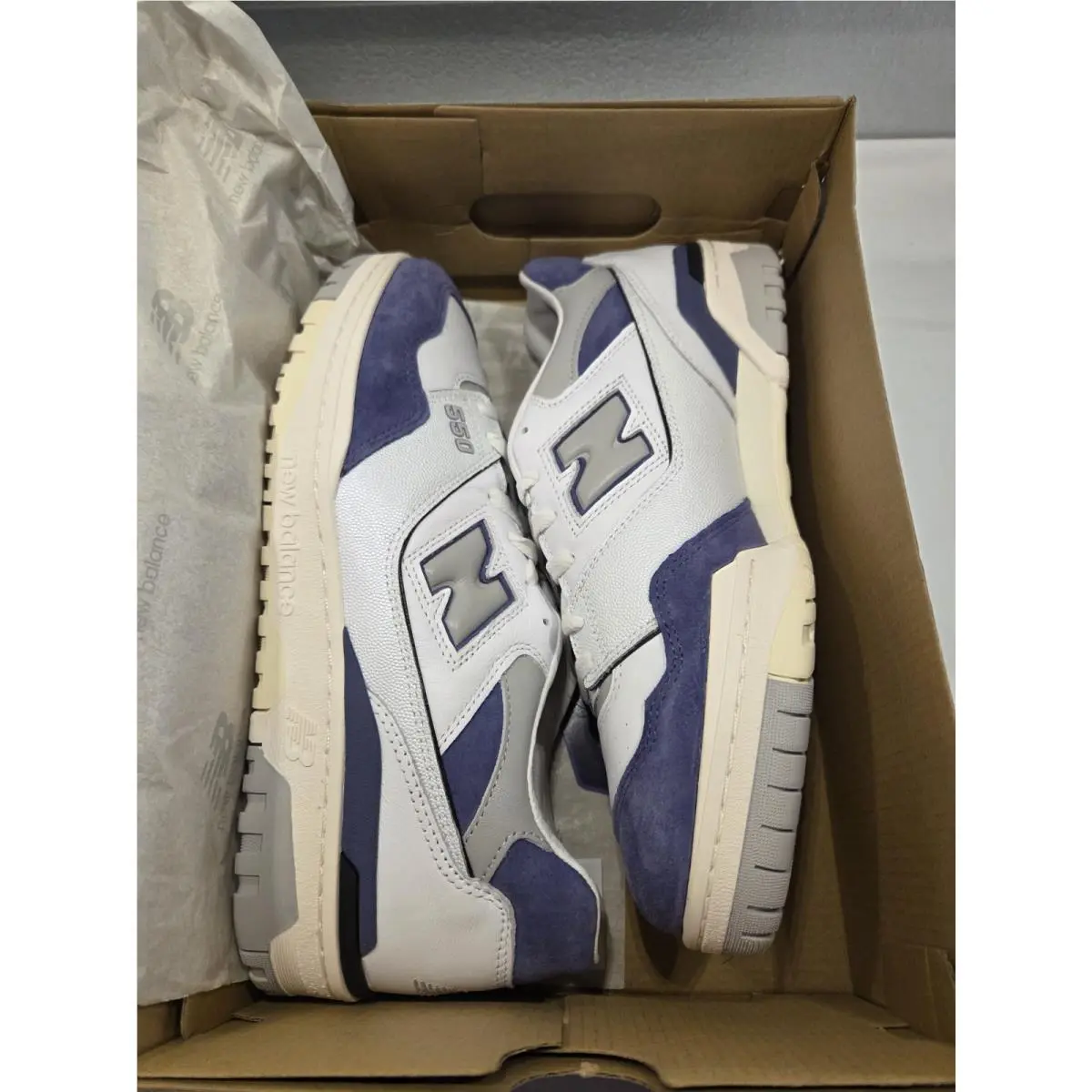 New Balance Men`s 550 Basketball Shoe White Blue Size 11.5 Style BB550BWG