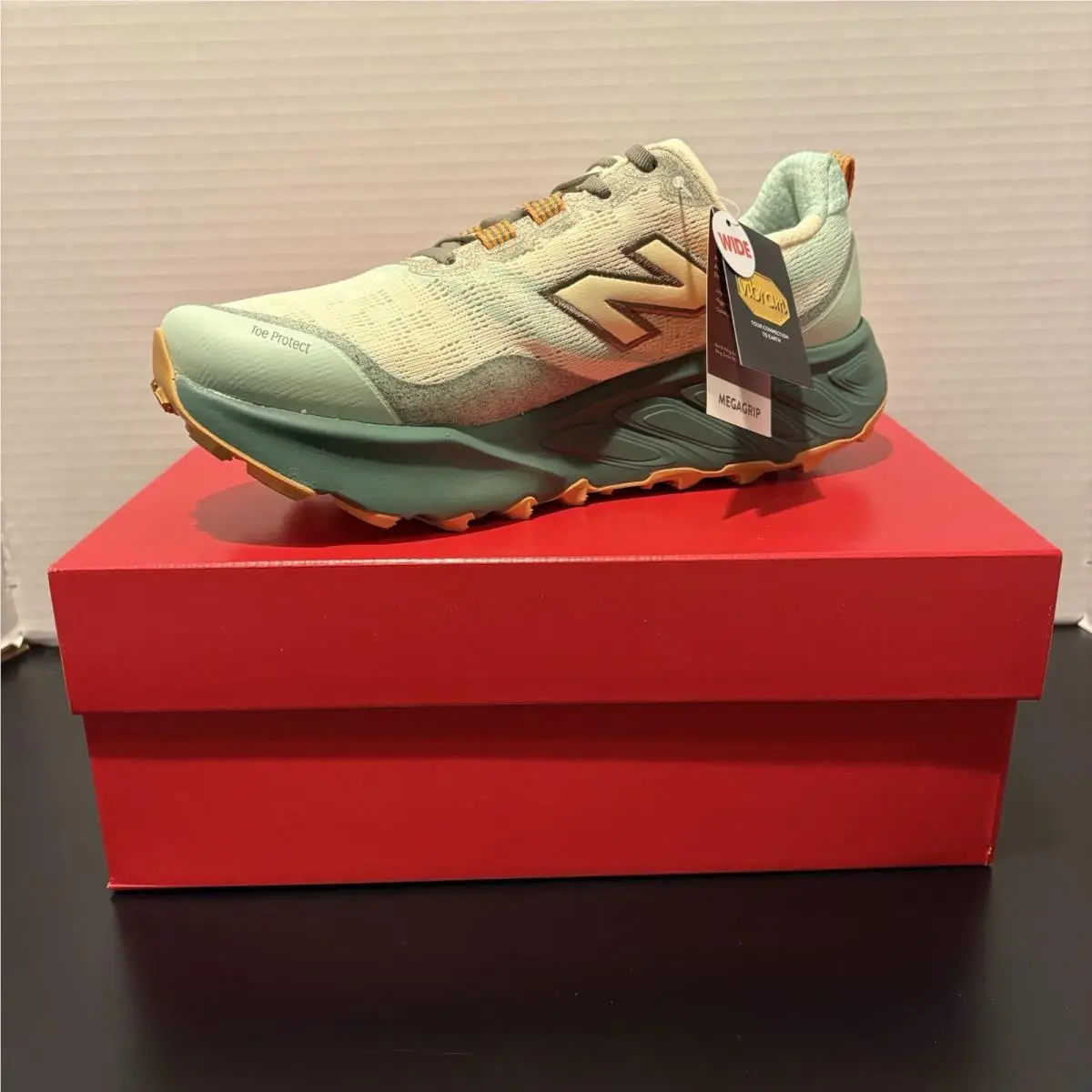 New Balance Fresh Foam X Hierro v9 Women 12 Men 10.5 Wide 2E Trail Running Shoes