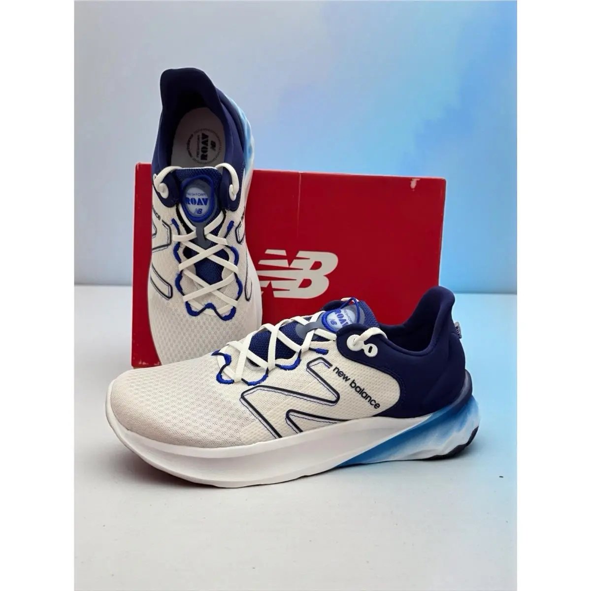 NB New Balance sz 12 D Men`s Fresh Foam Foav V2 Athletic Shoes Blue White