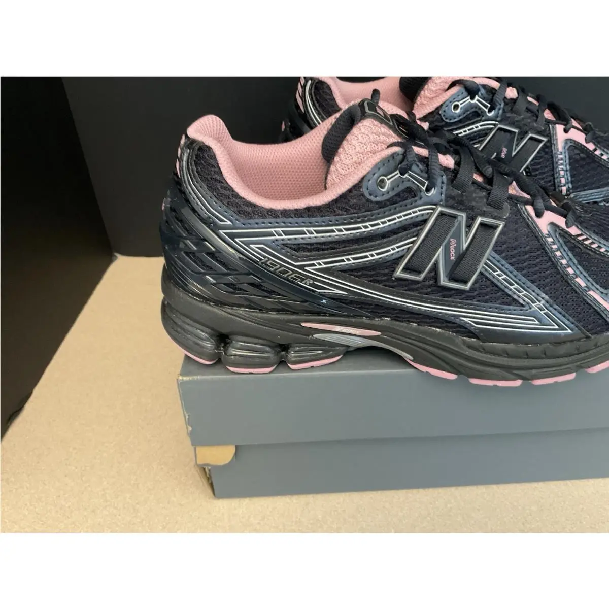 New Balance shoes - New Balance 1906R - U1906RCU - Black/Pink 3
