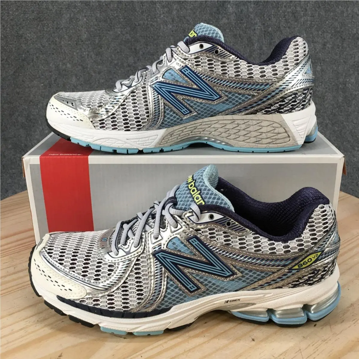 New Balance shoes - New Balance 860v2 - W860SB2 - White 0