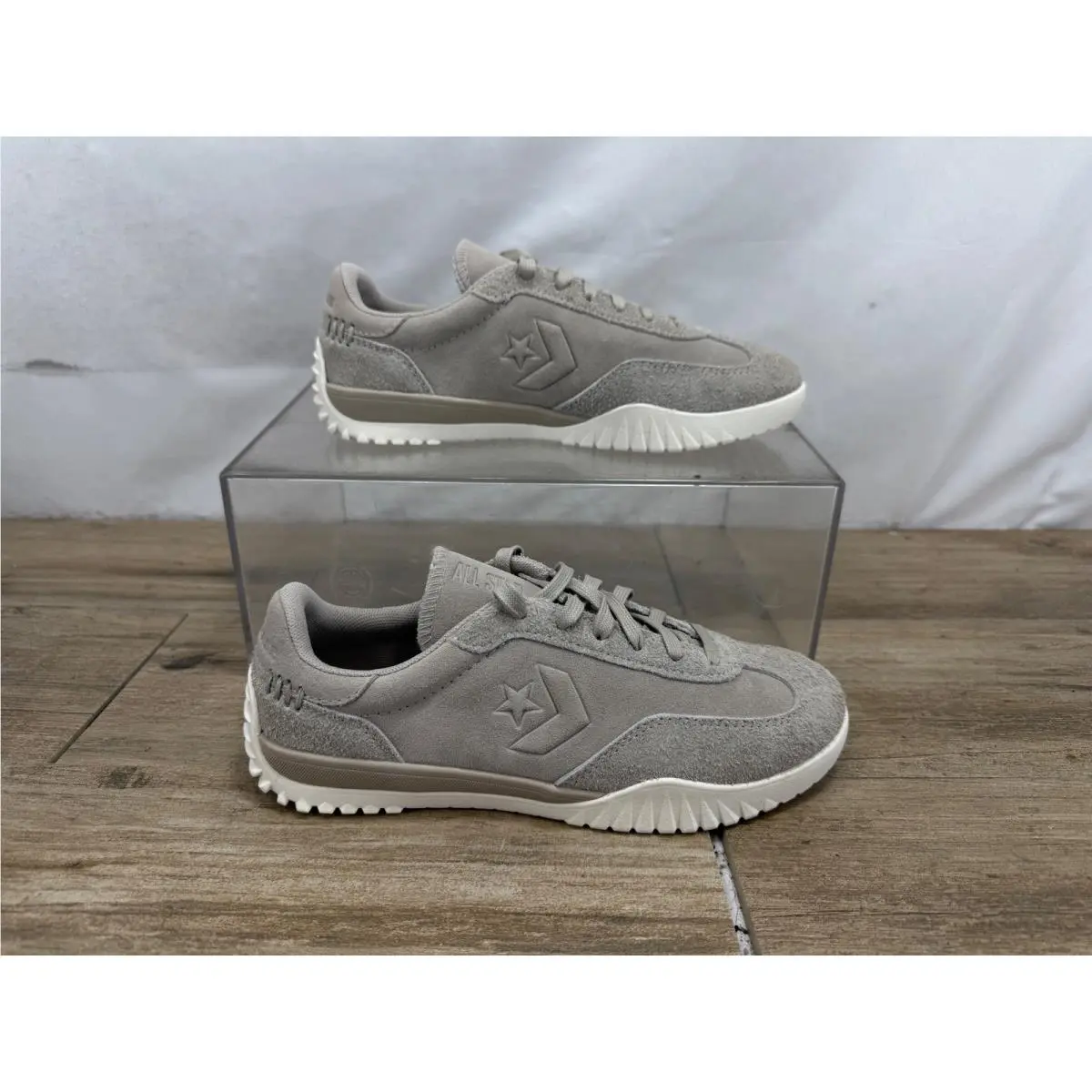 Converse Run Star Trainer OX Papyrus Egret Suede Sneakers A13058C Womens 6.5
