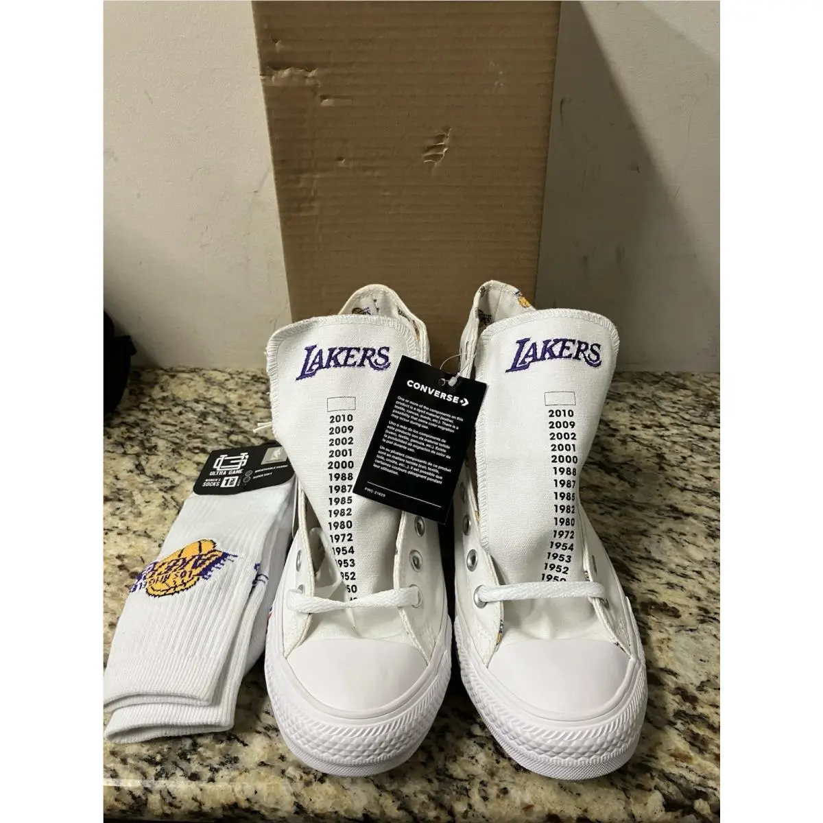 Chuck Taylor Converse All Star Nba LA Laker High Top Men`s Size 7.5 Women’s 9.5