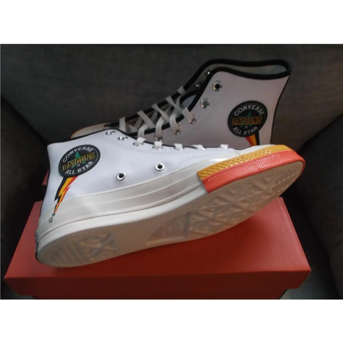 Converse Chuck 70 Hi Roswell Rayguns White Leather - Men`s Size 6 171167C