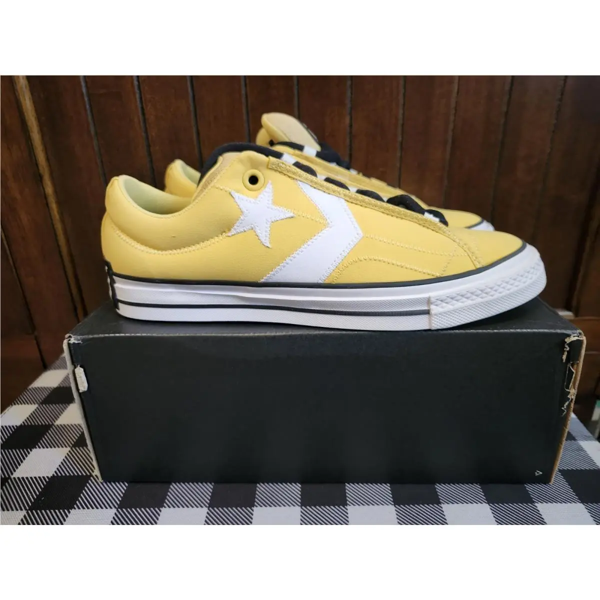 Converse shoes - CONVERSE A11384C - BANANAS/WHITE BLACK 1
