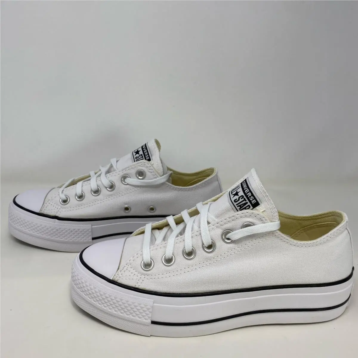 Converse shoes - Lift - Lift - White (UPC: 0194433494526) 1