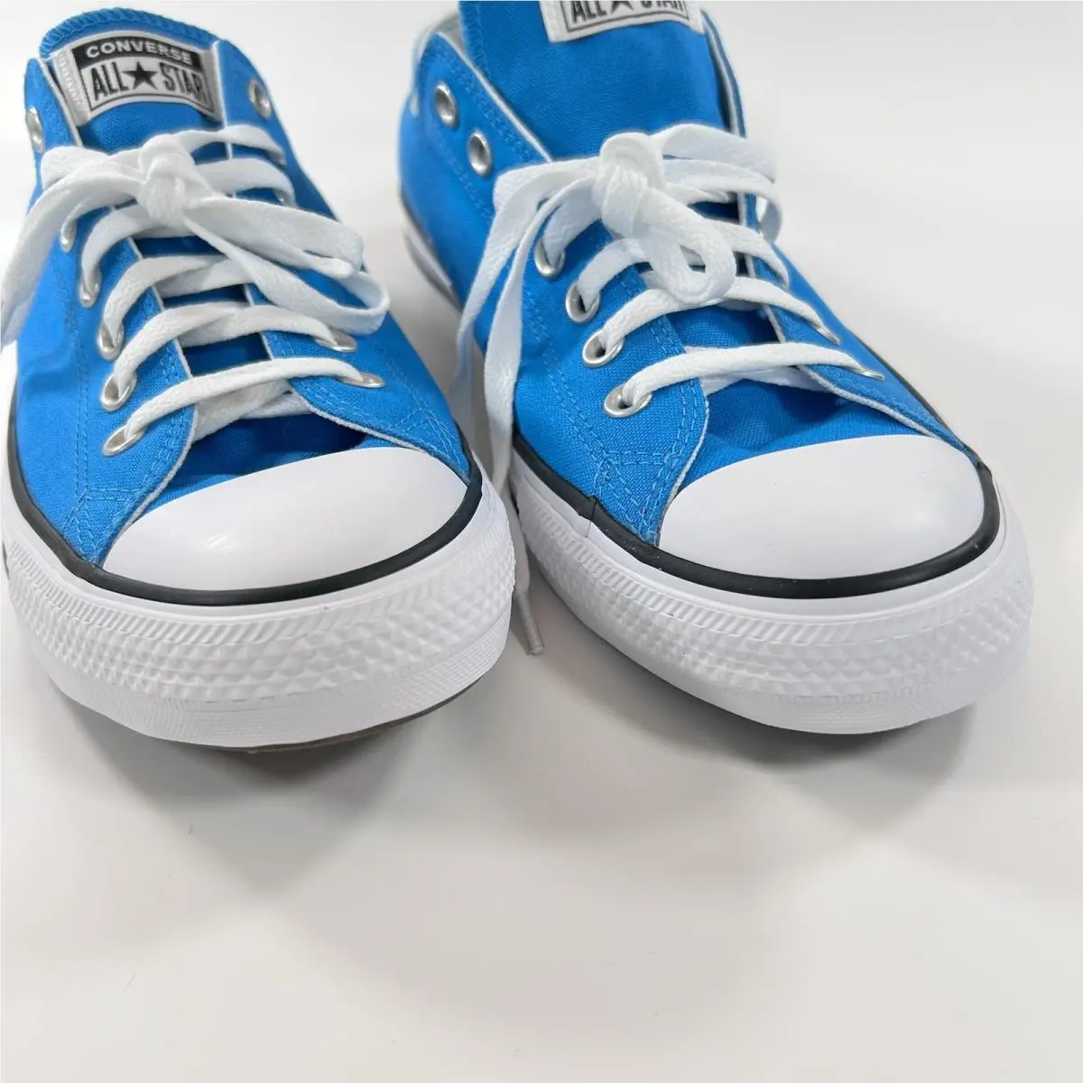 Converse shoes - Vivid Blue 1