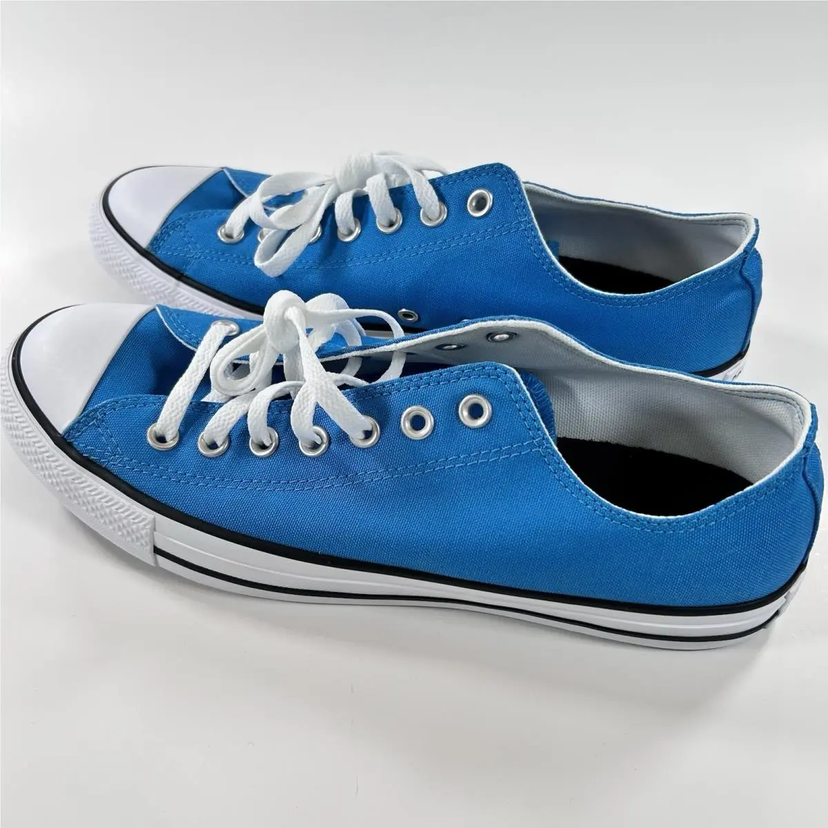 Converse shoes - Vivid Blue 4